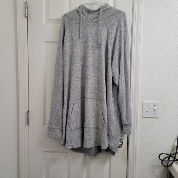 torrid Tops - NWT Torrid Hoodie